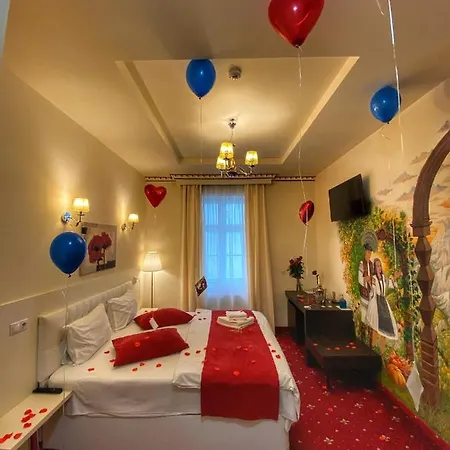 Royal 3*