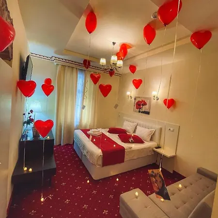 Royal 3*