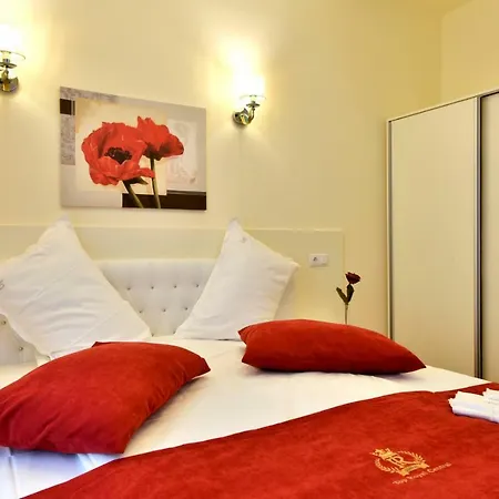 Royal בית הארחה בראשוב